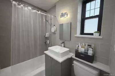 71-17 Park Drive #B, Flushing, NY 11367 - Photo 5