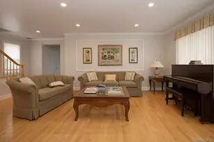 26 Wesley Ave, Port Chester, NY 10573 - Photo 9