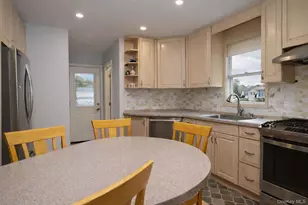 26 Wesley Ave, Port Chester, NY 10573 - Photo 17