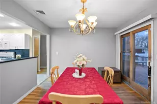 139 N Linden St, Massapequa, NY 11758 - Photo 11