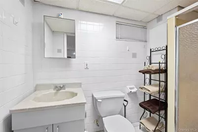 139 N Linden Street, Massapequa, NY 11758 - Photo 25