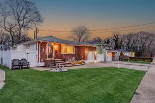 139 N Linden St, Massapequa, NY 11758 - Photo 3