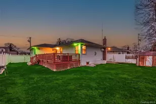 139 N Linden St, Massapequa, NY 11758 - Photo 29