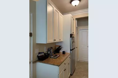 430 E 85th Street #5B, New York, NY 10028 - Photo 5