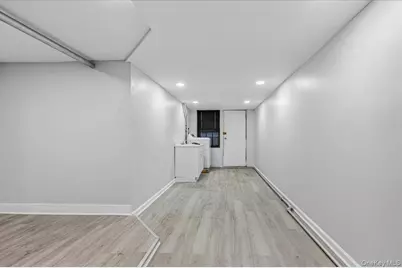 17967 Selover Road, Springfield Gardens, NY 11434 - Photo 37