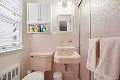 12 Viola Drive, Glen Cove, NY 11542 - Photo 17