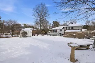 12 Viola Dr, Glen Cove, NY 11542 - Photo 33