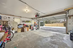 12 Viola Dr, Glen Cove, NY 11542 - Photo 29