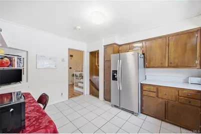 12 Viola Drive, Glen Cove, NY 11542 - Photo 13