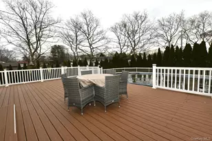 7 McNulty St, Dix Hills, NY 11746 - Photo 17