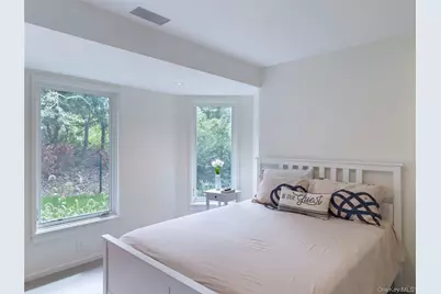 2 Sun Court Court, Hampton Bays, NY 11946 - Photo 17