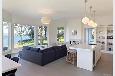 2 Sun Court Court, Hampton Bays, NY 11946 - Photo 3