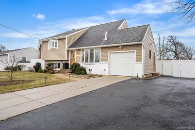 79 Roosevelt Avenue, Massapequa, NY 11758 - Photo 3