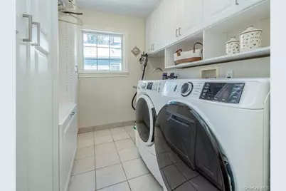 23 Ivy Way, Port Washington, NY 11050 - Photo 21