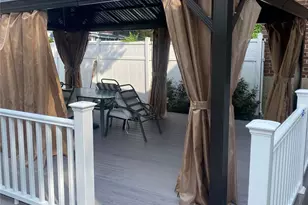 109-46 174th St, Jamaica, NY 11433 - Photo 9