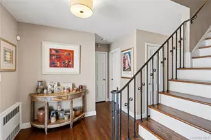 30 Glenwood Ln, East Hills, NY 11577 - Photo 3