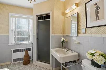 30 Glenwood Lane, East Hills, NY 11577 - Photo 13