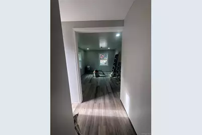 71 11th Avenue, Huntington Station, NY 11746 - Photo 9