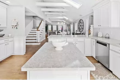 5 Juniper Lane, Southampton, NY 11968 - Photo 9