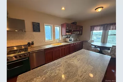 23 Swezey Place, Monroe, NY 10950 - Photo 9