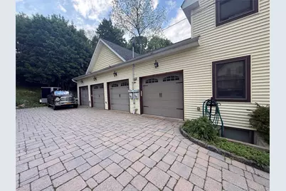 23 Swezey Place, Monroe, NY 10950 - Photo 3