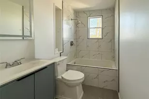 [Address not provided], Valley Stream, NY 11580 - Photo 7