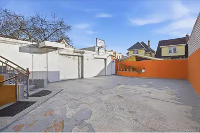 139-72 86th Road, Jamaica, NY 11435 - Photo 23