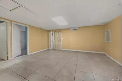 139-72 86th Road, Jamaica, NY 11435 - Photo 19