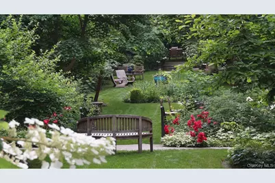 35-25 77 Street #B53, Jackson Heights, NY 11372 - Photo 35