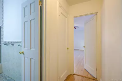 35-25 77 Street #B53, Jackson Heights, NY 11372 - Photo 17