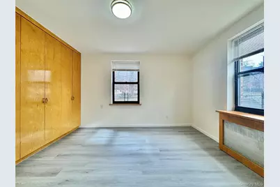 26-25 141st St #3E, Flushing, NY 11354 - Photo 15