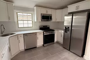 239-38 148th Rd, Rosedale, NY 11422 - Photo 5