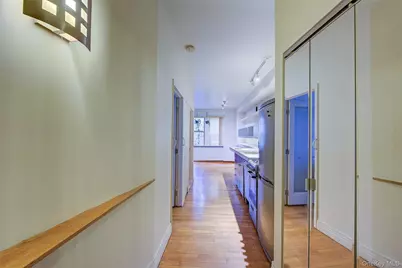 6 Burns Street #416, Forest Hills, NY 11375 - Photo 3