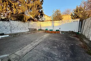 54-05 68th St, Maspeth, NY 11378 - Photo 3