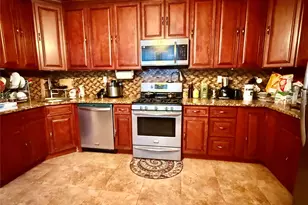 54-05 68th St, Maspeth, NY 11378 - Photo 11