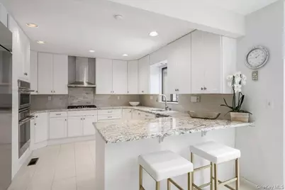 2 Brookridge Road, New Rochelle, NY 10804 - Photo 3