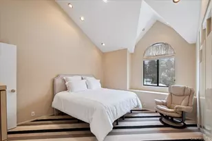 2 Brookridge Rd, New Rochelle, NY 10804 - Photo 15