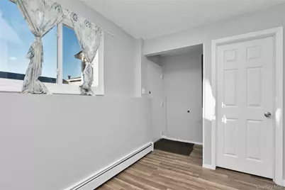 102A Claremont Avenue, West Babylon, NY 11704 - Photo 19