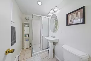 23 Foxboro Ave, Farmingville, NY 11738 - Photo 21