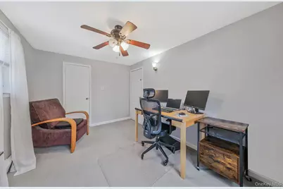 23 Foxboro Avenue, Farmingville, NY 11738 - Photo 25