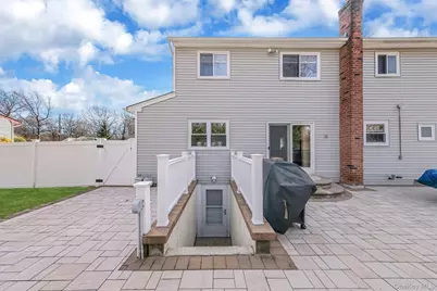 23 Foxboro Avenue, Farmingville, NY 11738 - Photo 39