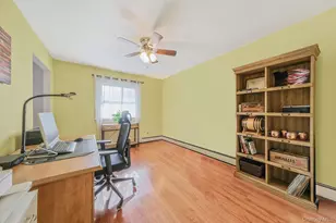 23 Foxboro Ave, Farmingville, NY 11738 - Photo 15