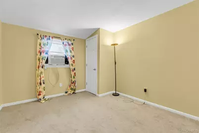 46 Falcon Drive, Hauppauge, NY 11788 - Photo 13