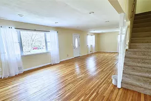 46 Falcon Dr, Hauppauge, NY 11788 - Photo 5