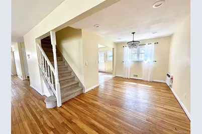 46 Falcon Drive, Hauppauge, NY 11788 - Photo 5