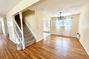 46 Falcon Dr, Hauppauge, NY 11788 - Photo 5