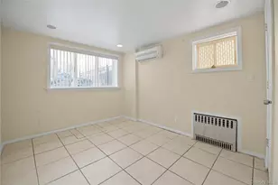 67-01 Eliot Ave, Middle Village, NY 11379 - Photo 15