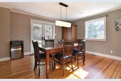 414 Pelham Manor Road, Pelham, NY 10803 - Photo 11