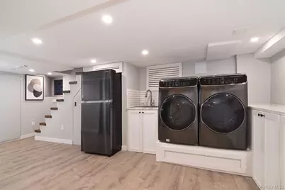 414 Pelham Manor Road, Pelham, NY 10803 - Photo 23