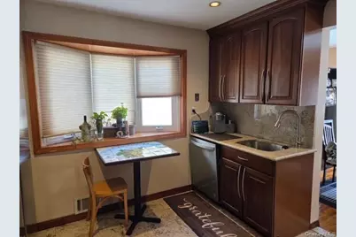 1550 Waters Edge Drive, Bayside, NY 11360 - Photo 3